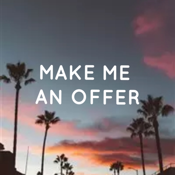 Fabulous statement peplum dress with stripes - Picture 10 of 12